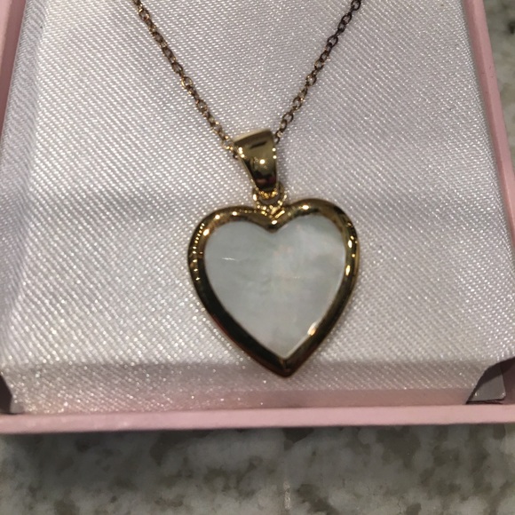 Sterling Silver Heart Necklace with Abalone inlay - Picture 3 of 4