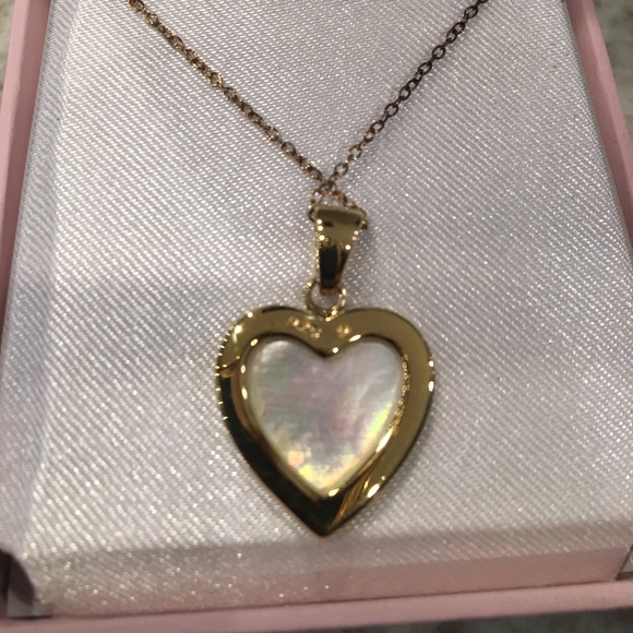 Sterling Silver Heart Necklace with Abalone inlay - Picture 4 of 4