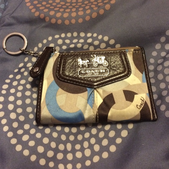 coach keychain wallet