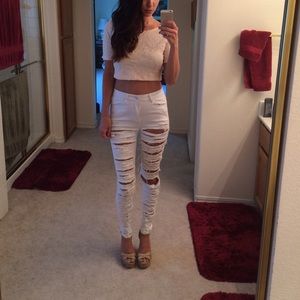 (4 for $40) High wasted white destroyed jeans