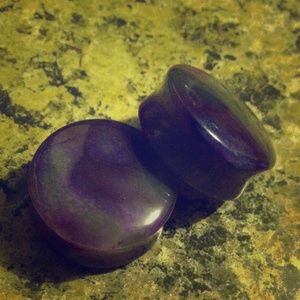 1" stone plugs