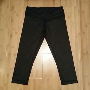 Lululemon denim looking wunder under crop