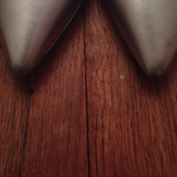 Christian Dior Cherie Pewter Polished Leather Pump - Picture 3 of 7