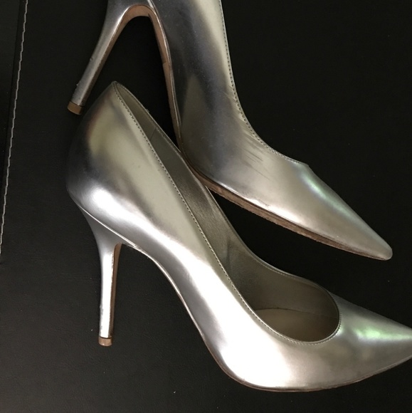 Christian Dior Cherie Pewter Polished Leather Pump - Picture 5 of 7