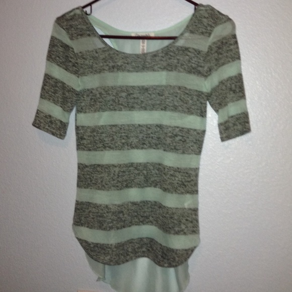 Teal and Gray top