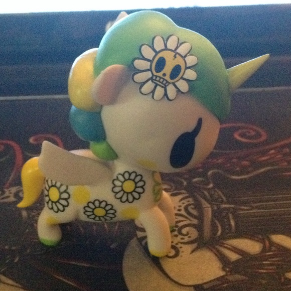 Margarita Unicorno figure by Tokidoki