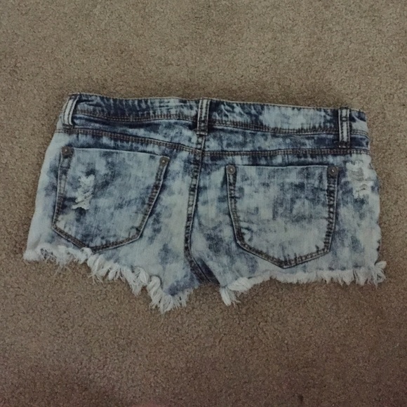 Short shorts from tillys - Picture 2 of 2