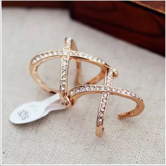 Double Knuckle Rhinestone Ring - Picture 3 of 4