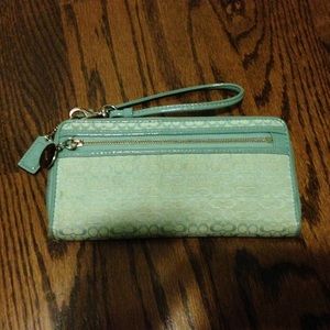 Coach wallet