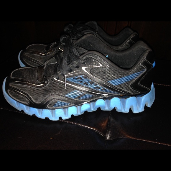 Reebok Sneakers