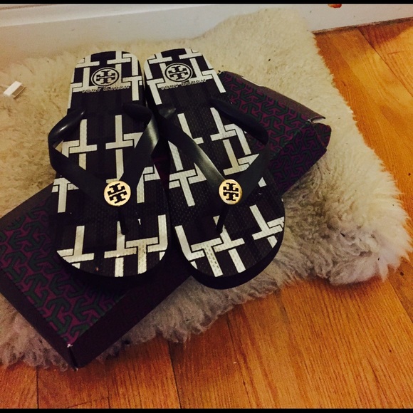 Authentic Tory burch wedge flip flops