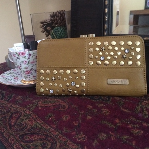 Nicole Lee Wallet