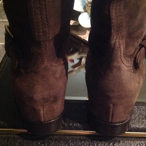 PURCHASENOW!!! PRADA CHOCOLATE BROWN SUEDE BOOTS
