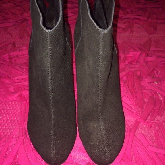 Kelsi dagger black suede wedges