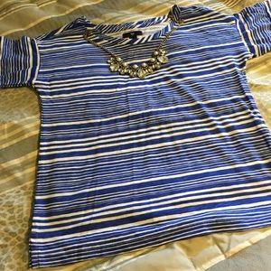 NWOT gap blue striped tee