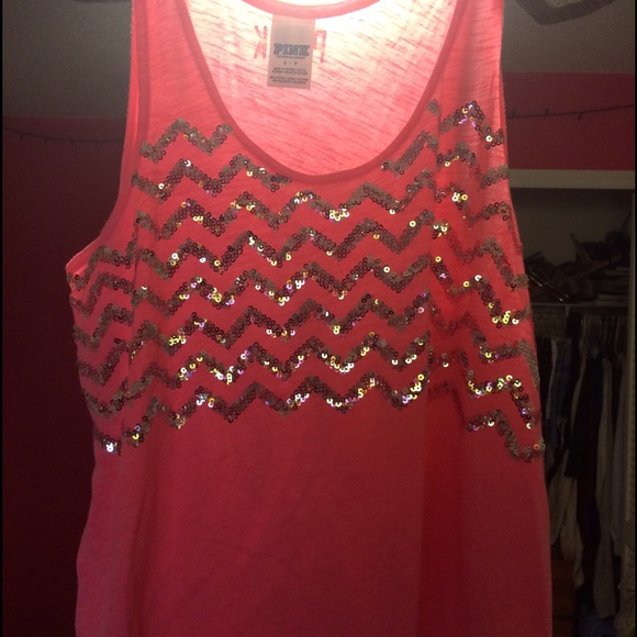 VS tank top