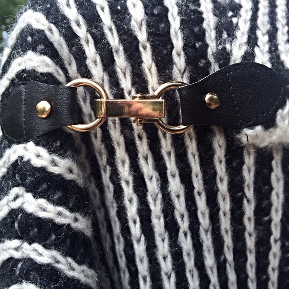 NWT Black and White Sweater Jacket - Picture 3 of 4