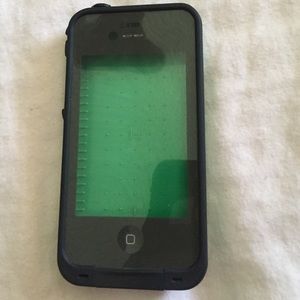 IPHONE 4 lifeproof case
