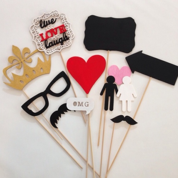 variety of photo props