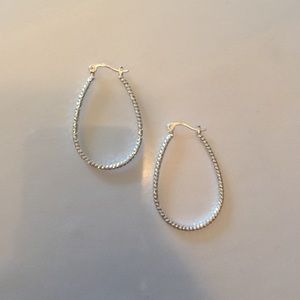 💥Sold in bundle💥Sterling Silver Oval Hoops