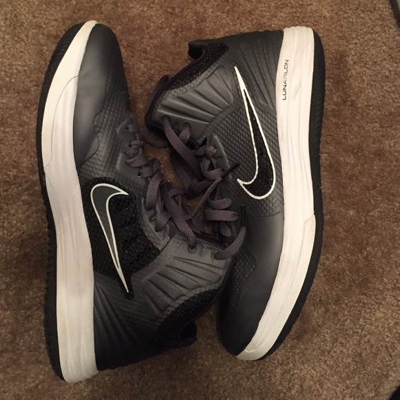 Nike Shoes - Nike shoes