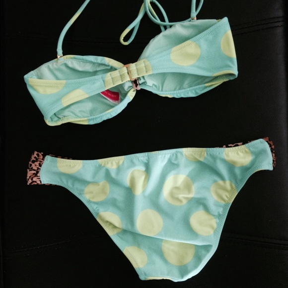 EUC Victoria's Secret bikini - Picture 3 of 3