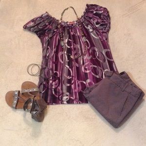 ⛔️SOLD⛔️Cute top