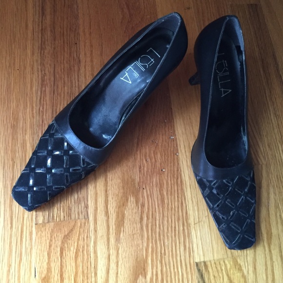 Brand new black heels, size 6.5. Never worn.