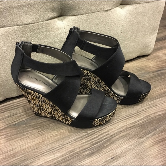 Audrey Brooke Wedges