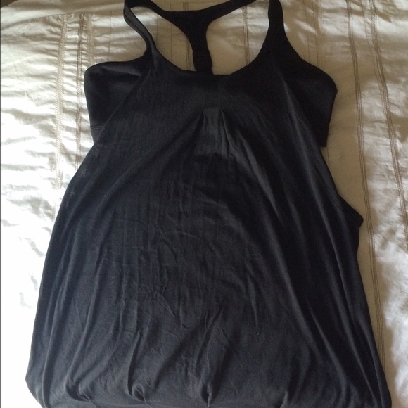 Lululemon built-in-bra tank - Picture 2 of 3