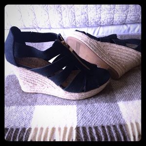 Merona black wedges