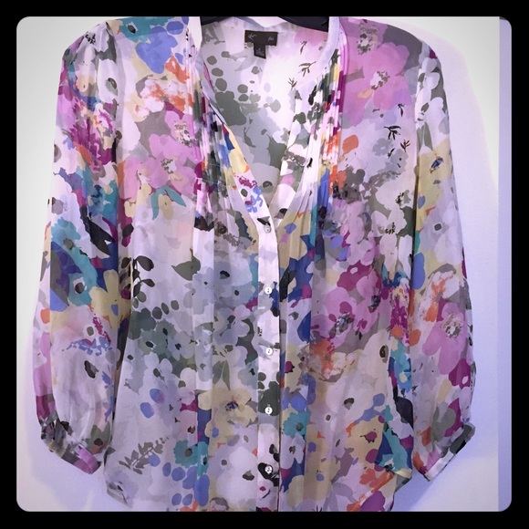 🎉🎉HP girly girl✨✨Anthropologie floral blouse