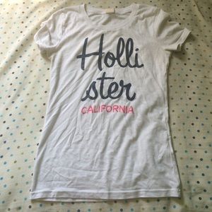 White Hollister tee small
