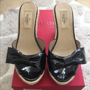 Authentic Valentino garavani wedges size 36