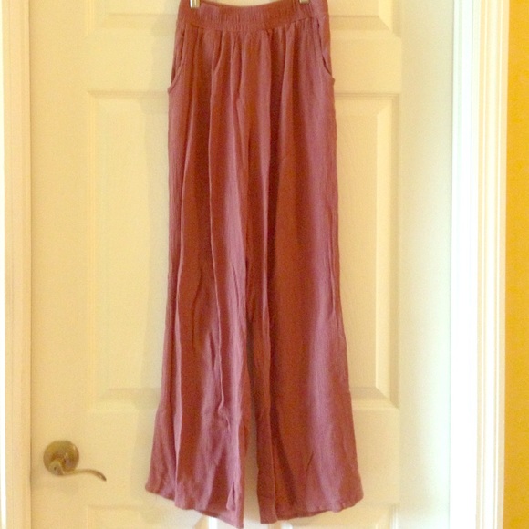 Wide Legged Blush Pants