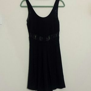 Midriff lace black dress