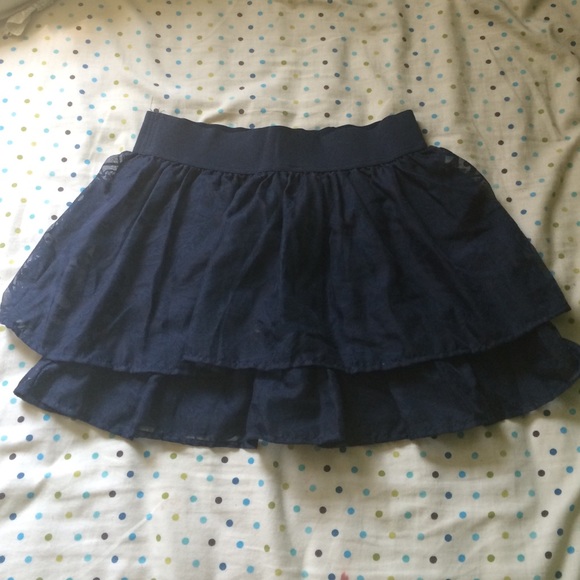Aeropostale navy skirt. Medium