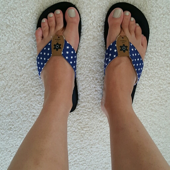 luv america flip flops