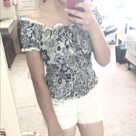 Slimming Floral Top