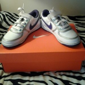 New nike swoosh