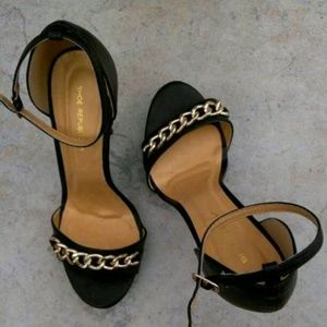 Gold Chain Heels