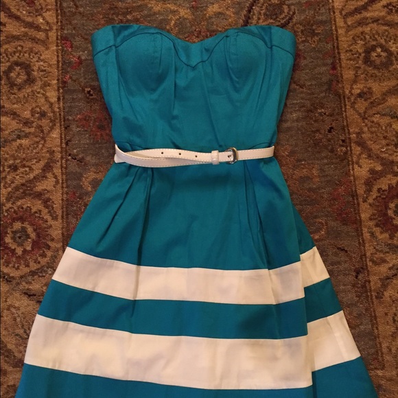 Bebe dress
