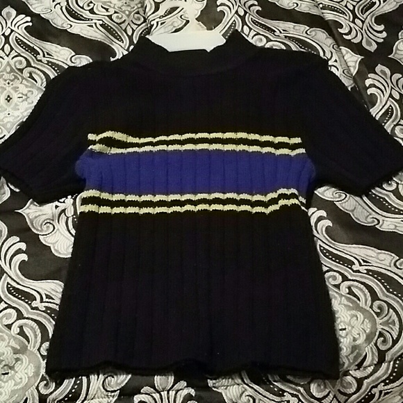 Express light short sleeve sweater thin