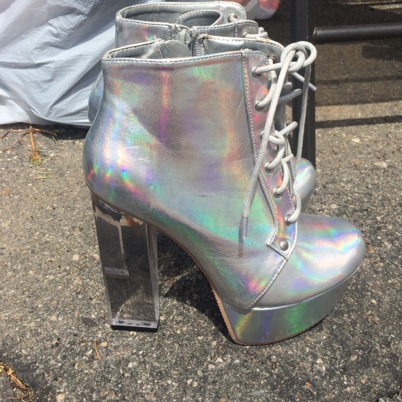 High heel booties