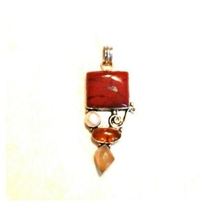 Semi precious gemstone pendant
