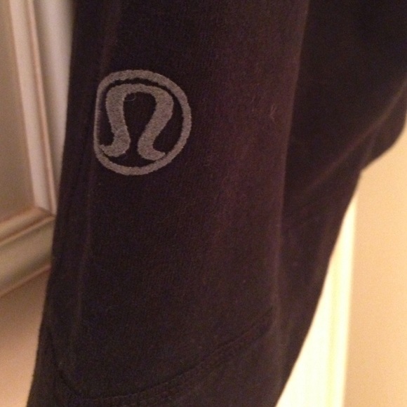 Lululemon Capris with Drawstring - Picture 2 of 4