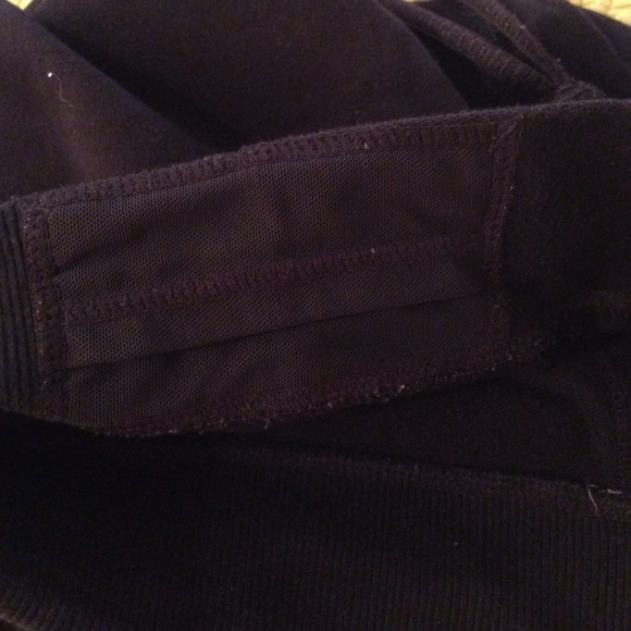 Lululemon Capris with Drawstring - Picture 3 of 4