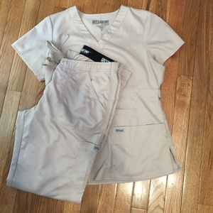 Grey's anatomy scrubs