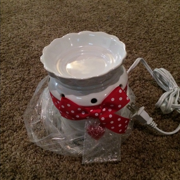 29% off Scentsy Other - Valentine Scentsy Warmer-Full size ...