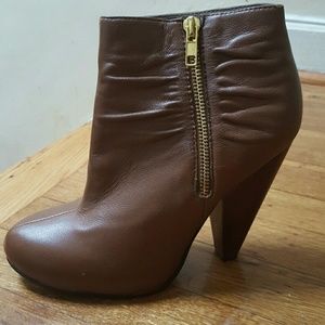 Chinese Laundry ankle boots